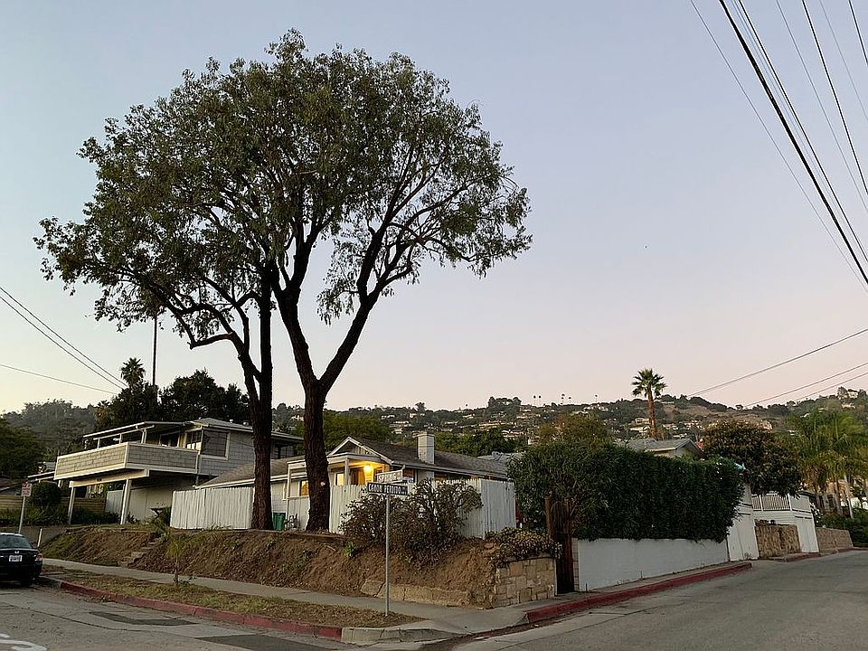 1st image of 923 E Canon Perdido St