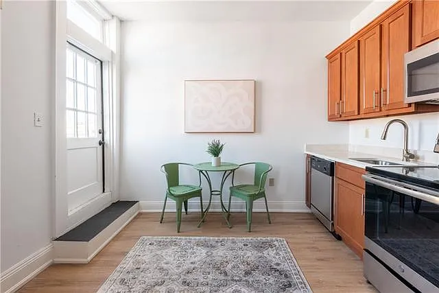 3918 Baronne St #201 — Photo 10