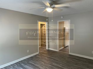 1336 E Main St #K, Graham, NC 27253