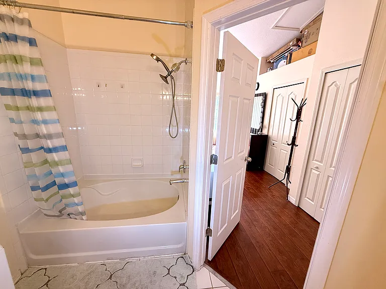 1120 Kennewick Ct — Photo 34