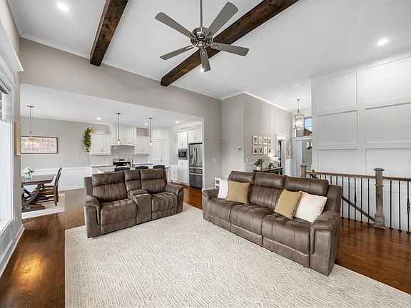 5th image of 2421 SW River Trail Rd