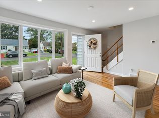 449 Maple St, Warminster, PA 18974