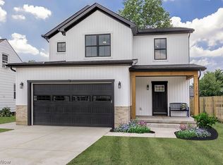 1204 Commonwealth Rd, Mayfield Heights, OH 44124