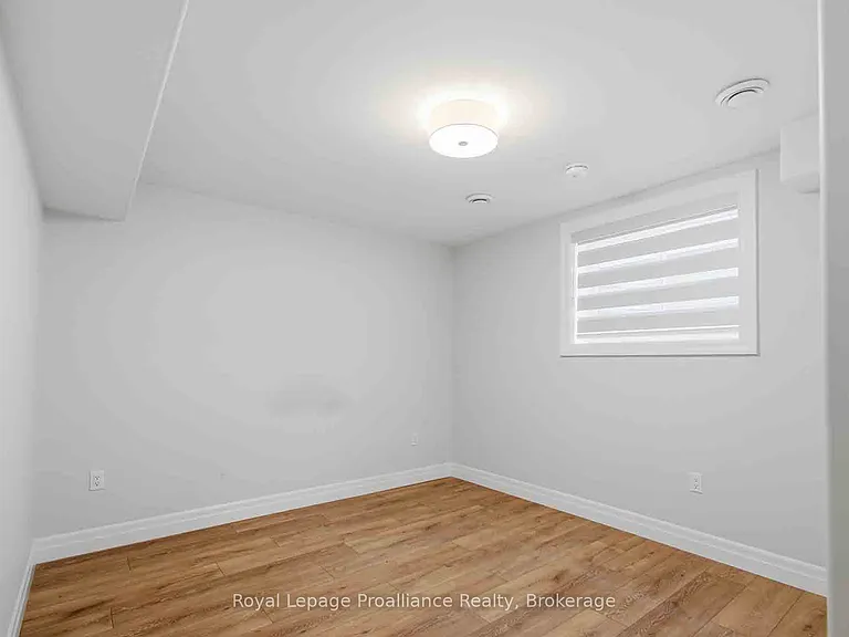 31B Schmidt Way — Photo 8