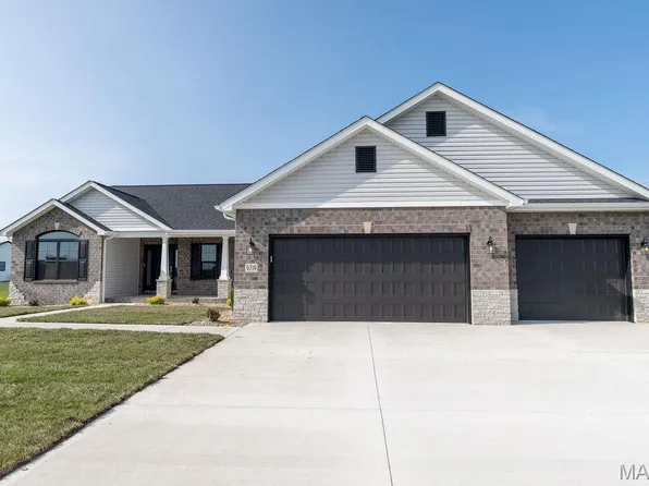 9719 Iroquois Dr, Mascoutah, IL 62258