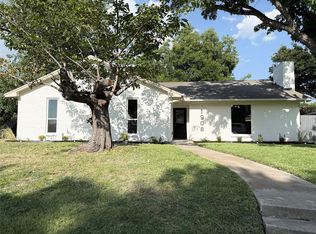 1908 Ann Ave, Carrollton, TX 75006