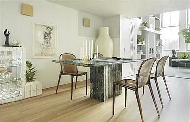 Rented by R New York