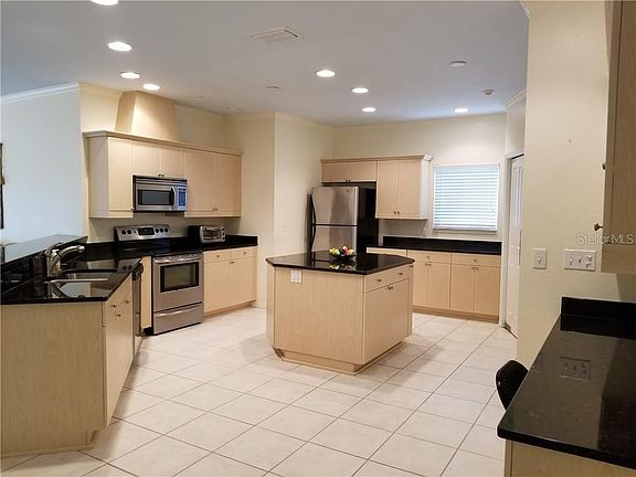 3rd image of 128 Tegastas St