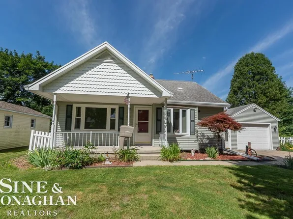 1100 S 15th St, Saint Clair, MI 48079