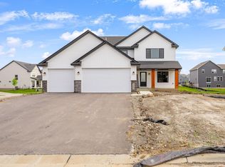 17931 Hawksbill Dr, Lakeville, MN 55044