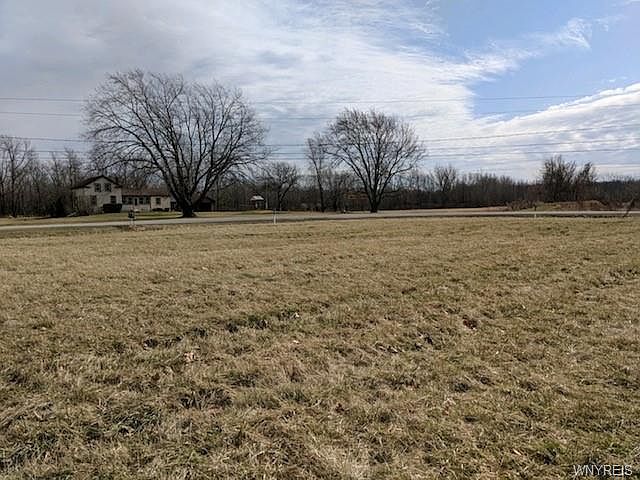 2nd image of 4038 Andrews Rd