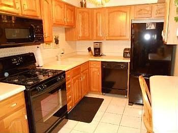 2nd image of 5200 Carriageway Dr APT 207