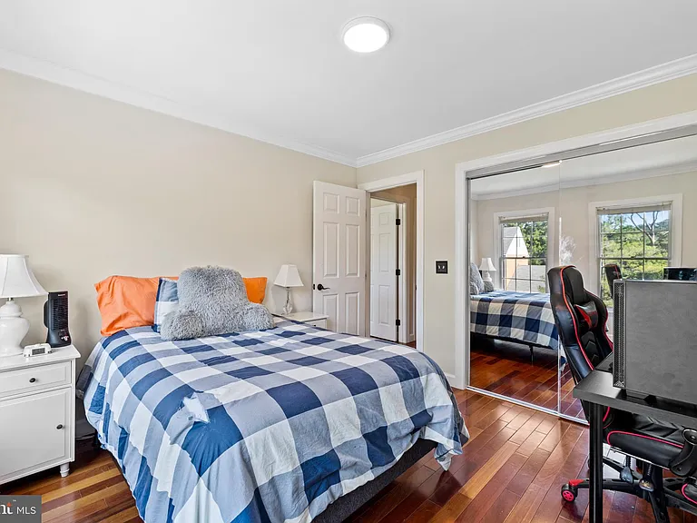 31 Iron Mill Garth — Photo 23