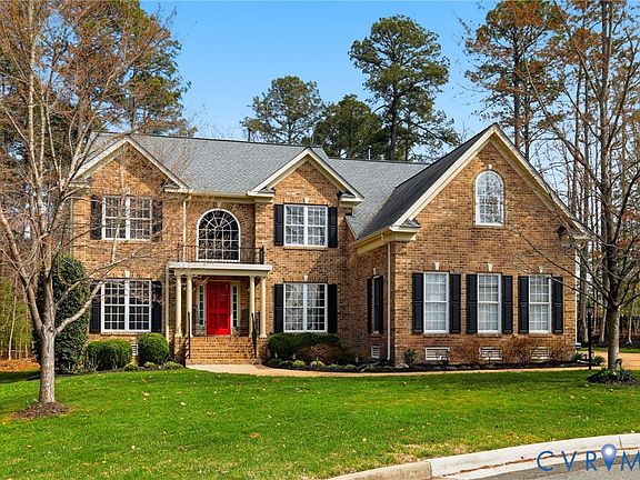 2nd image of 4901 Belair Pl