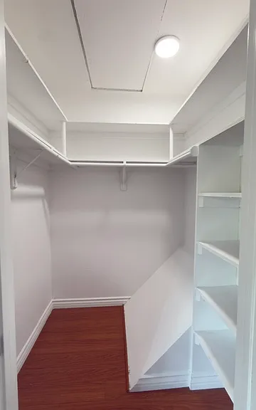 717 W Milford St #101 — Photo 17