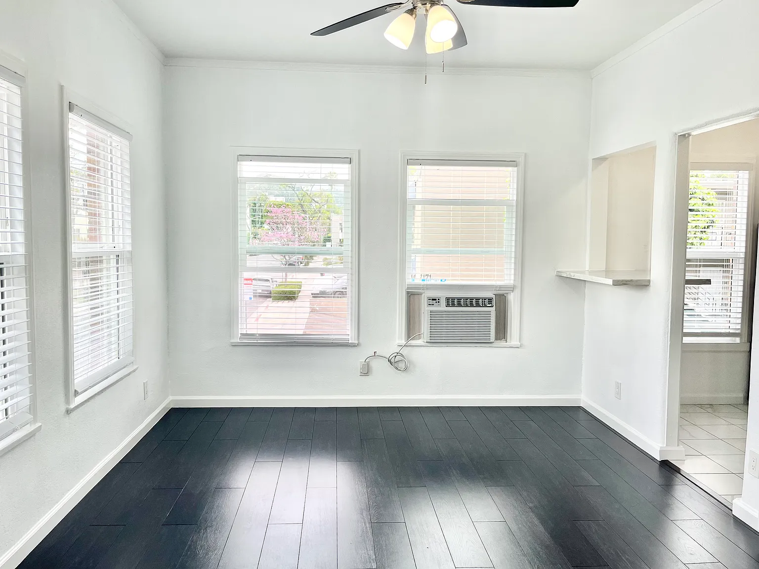 1154 N Formosa Ave — Photo 1