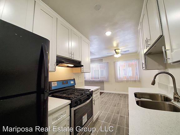 5th image of 128 S Mariposa Ave APT 3