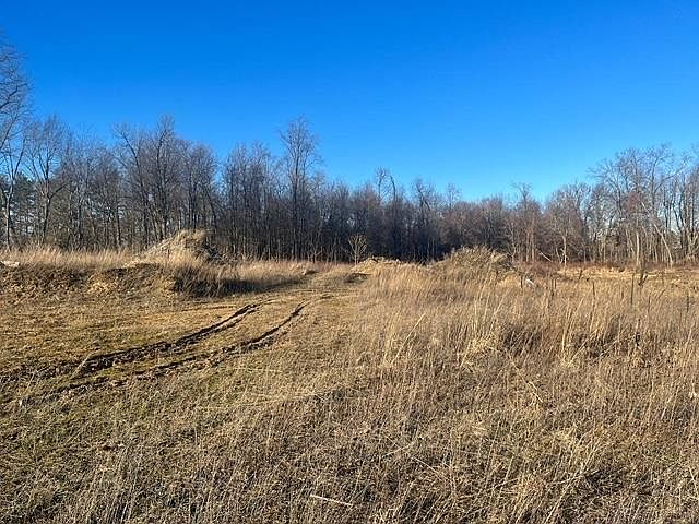 2nd image of E Old Road 30 Rd