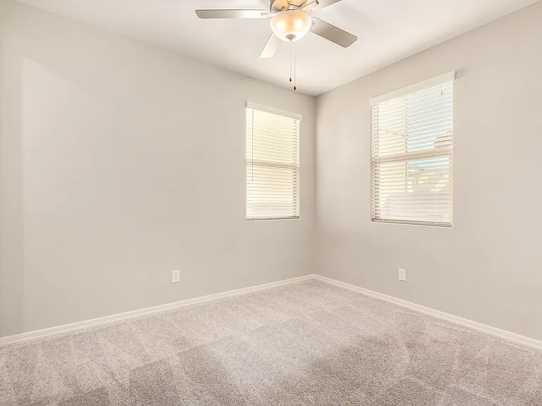 2570 S Quaintance St — Photo 34