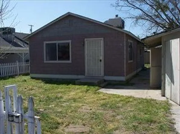 5613 9th St, Keyes, CA 95328