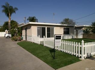 208 Cecil Pl, Costa Mesa, CA 92627