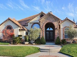 10548 N Medinah Cir, Fresno, CA