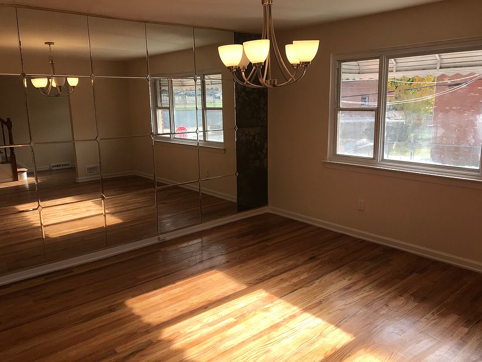 1st image of 1103 E 221st St