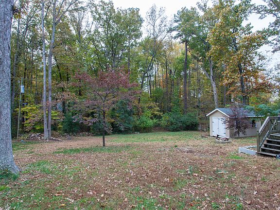 3rd image of 8721 McCaw Dr