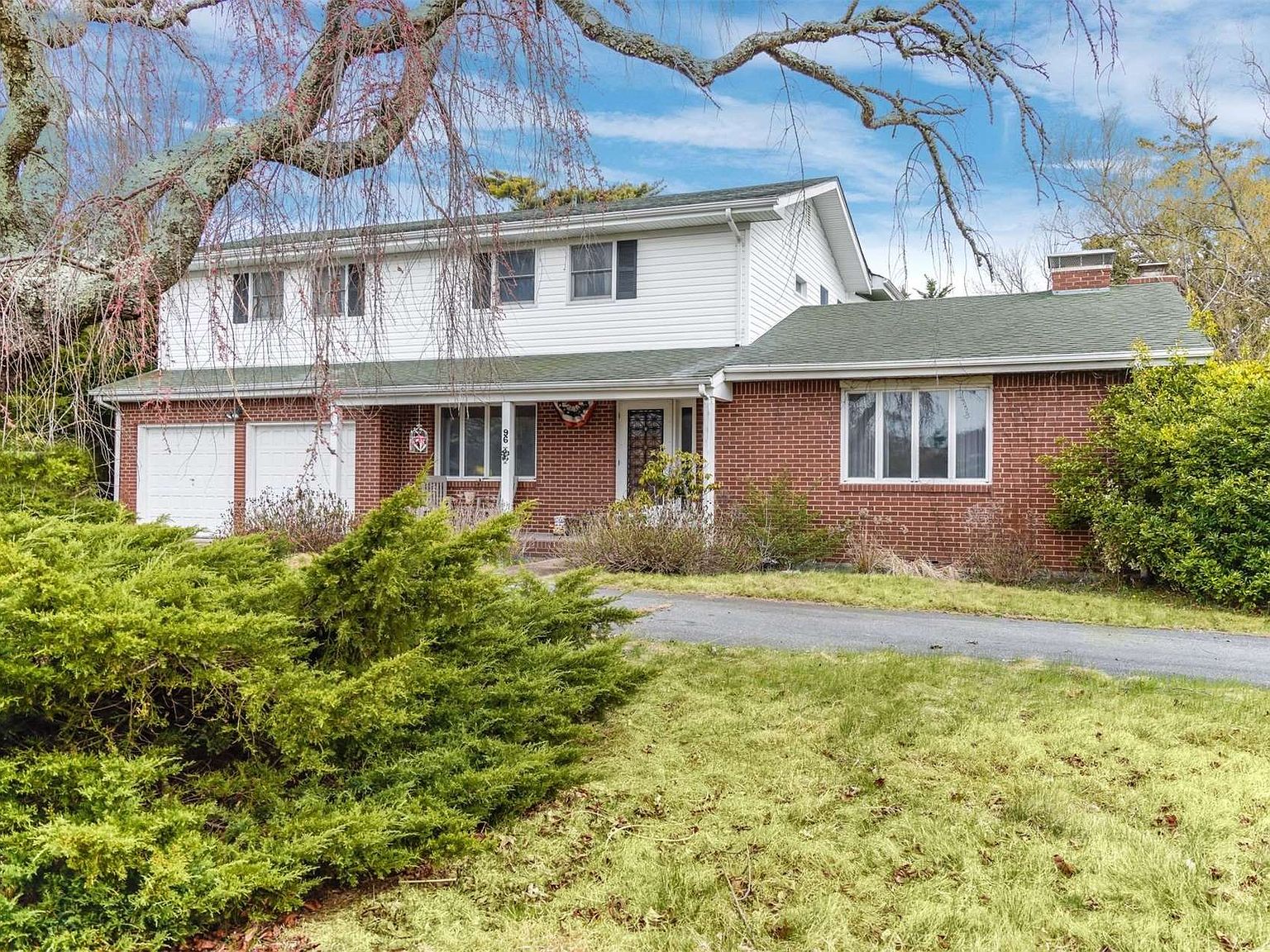 96 Concourse, Brightwaters, NY 11718 Zillow