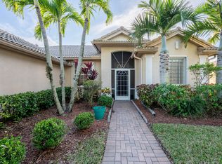 558 NW Waverly Cir, Port Saint Lucie, FL 34983