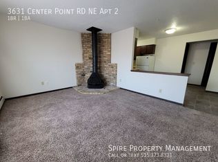 3631 Center Point Rd NE APT 2, Cedar Rapids, IA 52402