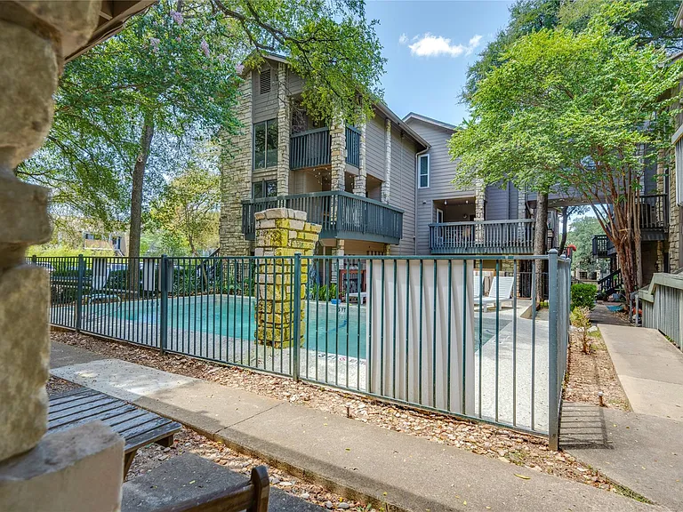 3627 Manchaca Rd #108 — Photo 24