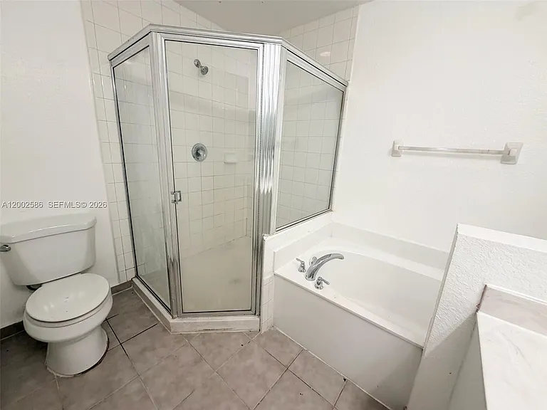 1751 NE 6th St #1207 — Photo 5