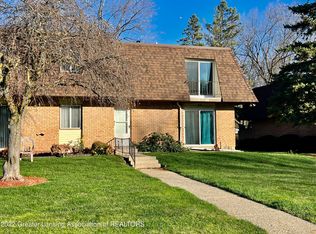 4707 Gull Rd UNIT 46, Lansing, MI 48917