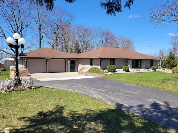 1880 S M 52 Rd, Owosso, MI 48867