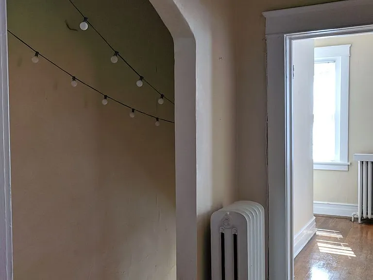 118 S. Colonial Avenue — Photo 5