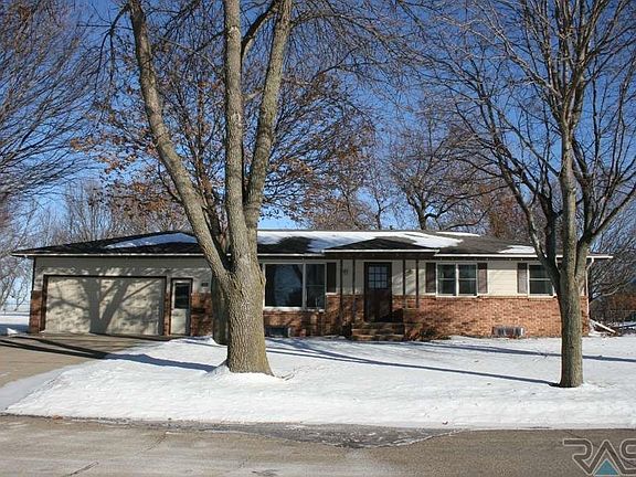 2nd image of 1304 Northview Dr