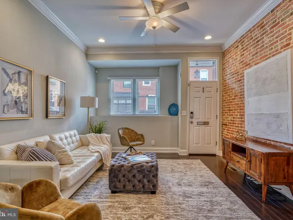 4 S Curley St, Baltimore, MD 21224