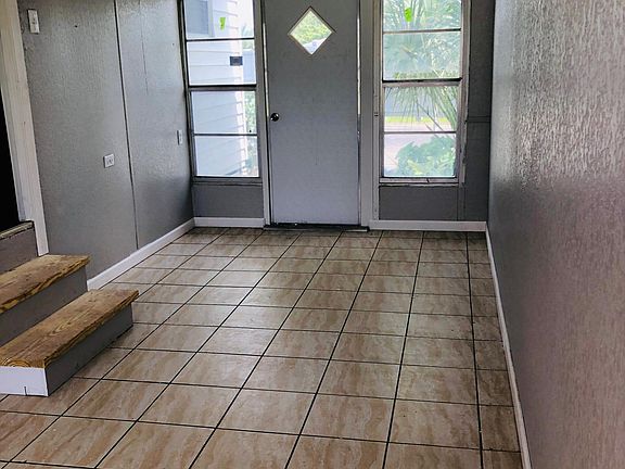 4th image of 11 Aa St