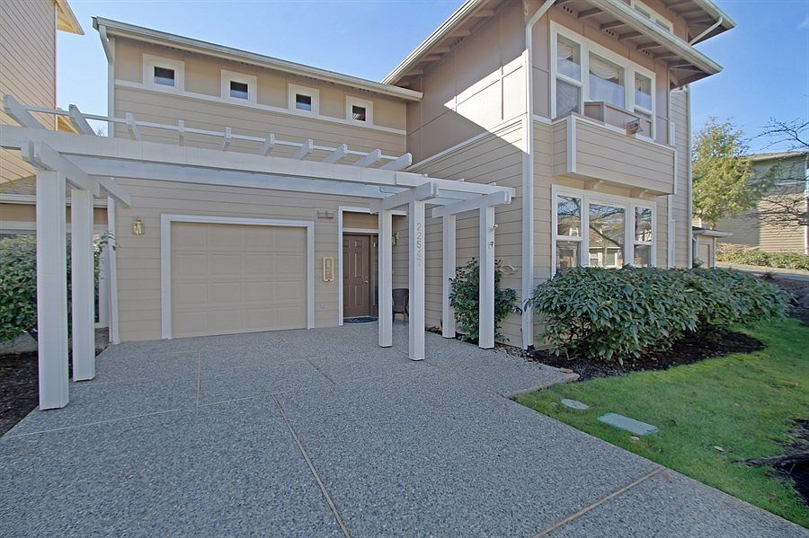 1st image of 22547 SE 37th Ter