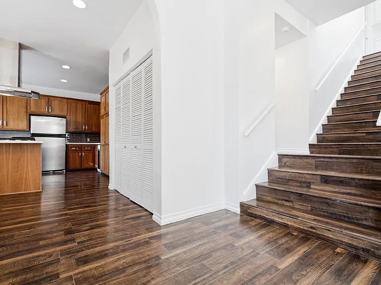 5244 Baza Ave — Photo 5
