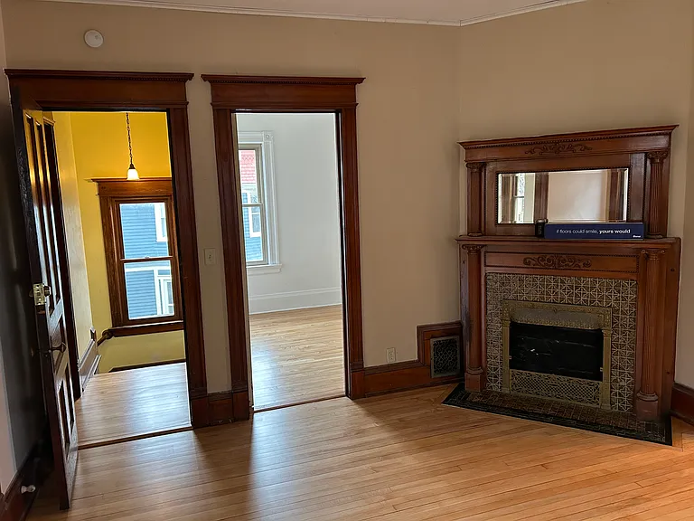 2430 N Humboldt Blvd — Photo 13