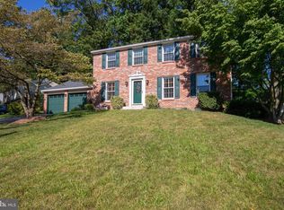 5912 Freds Oak Rd, Burke, VA 22015