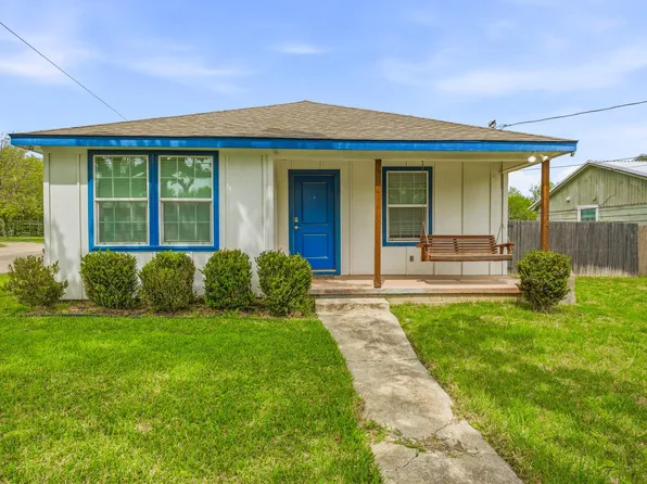 1037 W Frey St, Stephenville, TX 76401