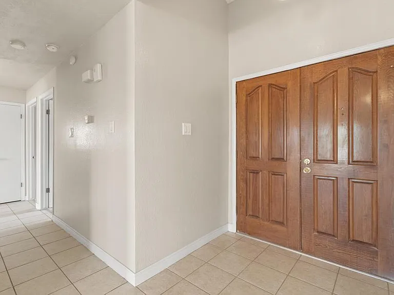 926 Agua Caliente Dr — Photo 2