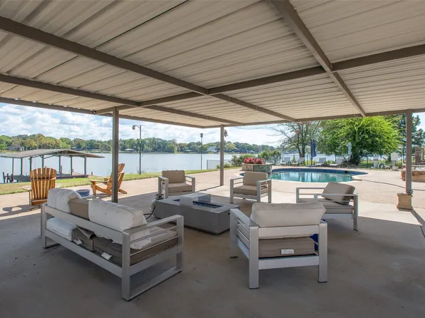 134 Spruce Trl, Gun Barrel City, TX 75156