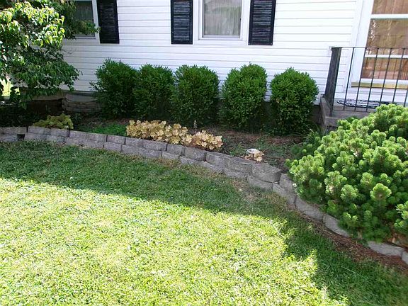 3rd image of 425 SW 17th St