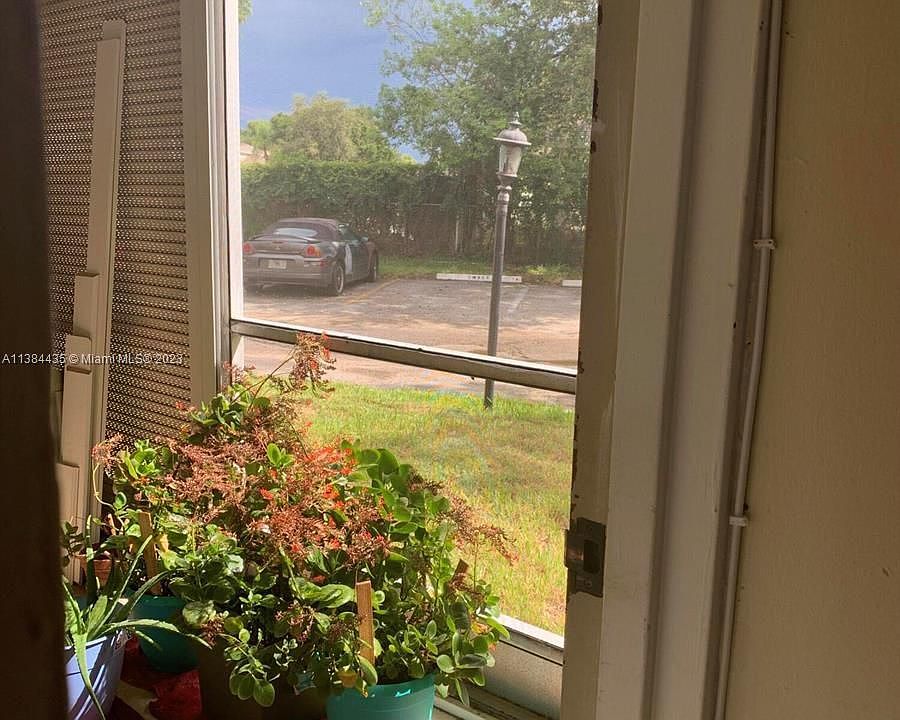 1st image of 4304 NW 9th Ave APT 1-1C