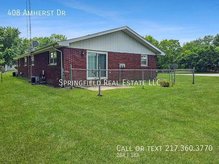 408 Amherst Dr — Photo 5