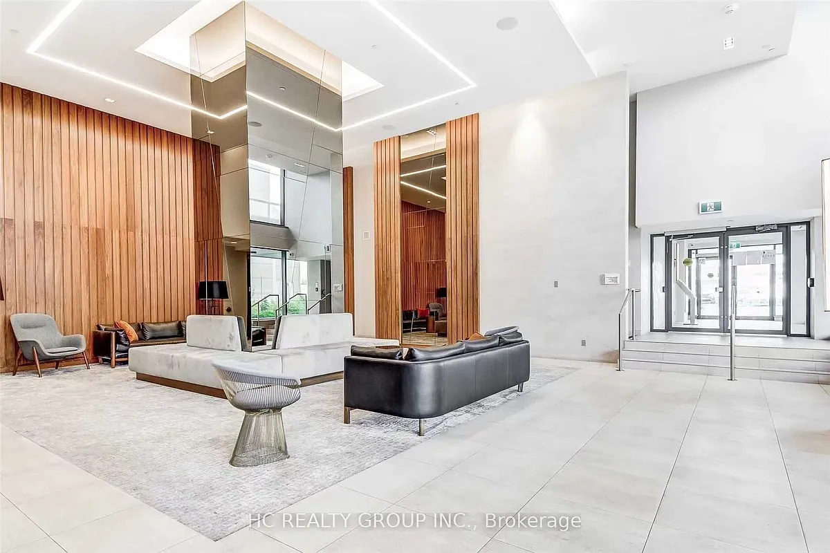 Building Photo - 6 Sonic Way #1309